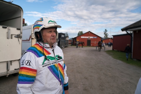 Erik Berglöf ser fram emot lördagens tävlingar hemma på Färjestad Foto av Thomas Blomqvist/TR Bild